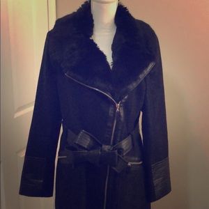 Beautiful furry and leather jacket 🧥